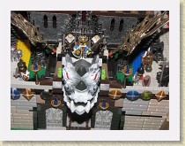 IMG_2743 * king, dragon head, dragon wings--wide upper angle * king, dragon head, dragon wings--wide upper angle * 3648 x 2736 * (3.19MB)