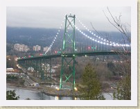 IMGP2479_Lions_Gate_Bridge * Lion's Gate bridge from Stanley Park/Prospect Point. North Vancouver in the background. * Lion's Gate bridge from Stanley Park/Prospect Point. North Vancouver in the background. * 3264 x 2448 * (1.64MB)
