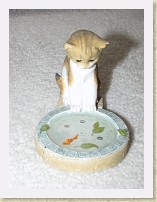 IMG_3857_cat_5 * resin cat #5, Country Artists CA03509 Dreamy Days (Harbour Drugs, Hoquiam, WA; Dec. 2009) * resin cat #5, Country Artists CA03509 Dreamy Days (Harbour Drugs, Hoquiam, WA; Dec. 2009) * 2736 x 3648 * (2.41MB)